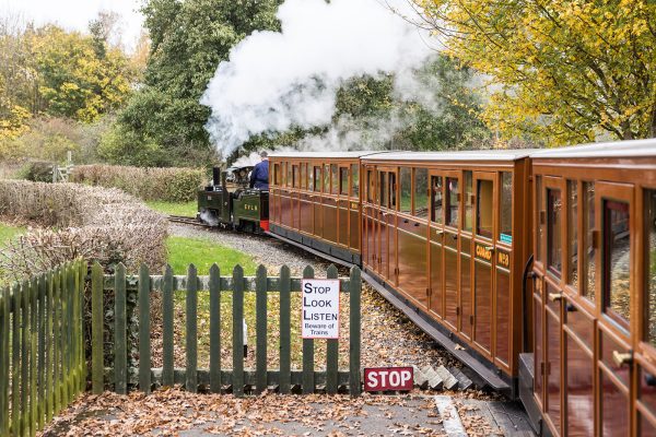Valley Railway Steam Engine pulling away from Autumnal Evesham Vale Platform